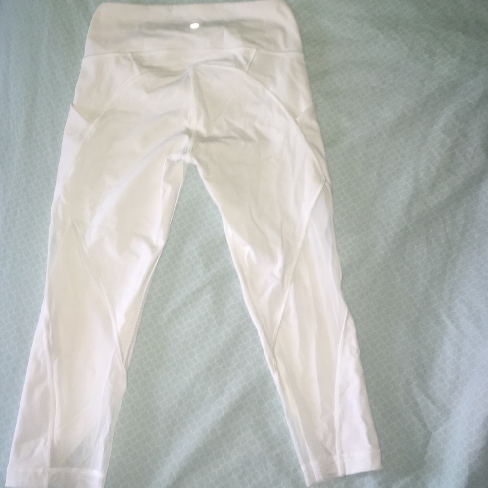 Lululemon Crop Leggings - Picture 4 of 5